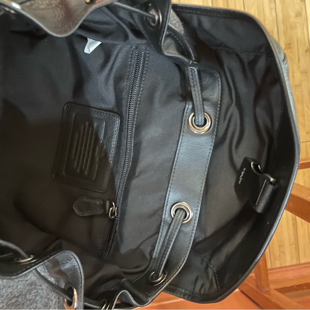 COACH EUC authentic large Black leather and gray wool Backpack/Rucksack - Picture 9 of 13